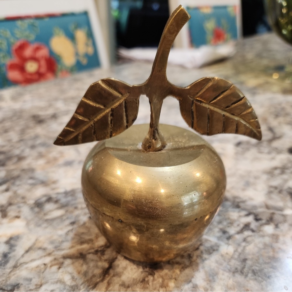 Solid Brass Handmade India Round Apple with Stem 4.25 in Vntage
